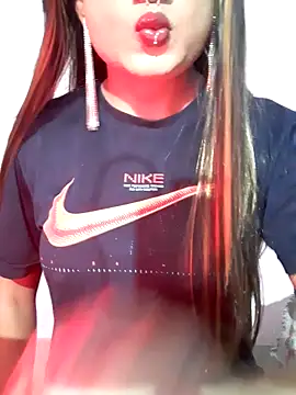 Cutie-Whiskey1 online show from December 21, 2025, 7:04 pm