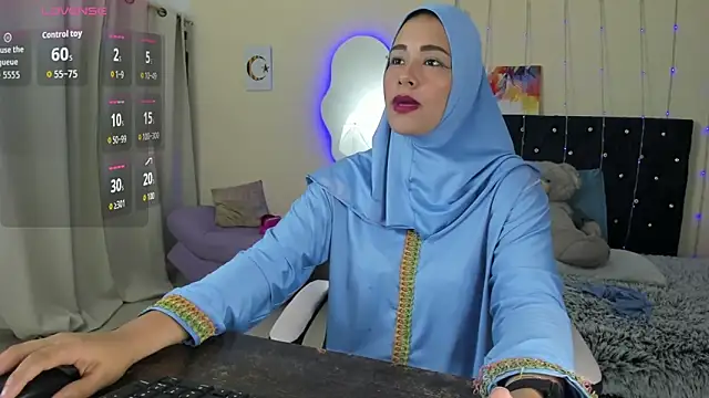Snapshot of ShanaJamil chatting on May 14, 2026, 12:02 pm ShanaJamil online show from May 14, 2026, 12:02 pm