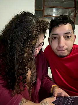 Snapshot of CasalMaldoso01 chatting on October 22, 2025, 2:55 am CasalMaldoso01 online show from October 22, 2025, 2:55 am