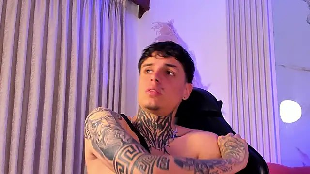 Declan-Fox online show from November 21, 2025, 5:50 am