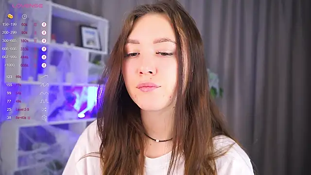 AlinaOrf online show from November 3, 2025, 5:12 am