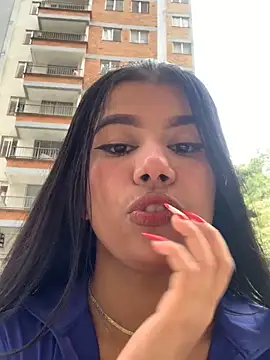 Snapshot of MayaScott11 chatting on November 5, 2025, 7:06 pm MayaScott11 online show from November 5, 2025, 7:06 pm