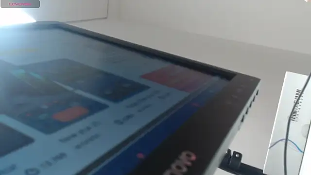 Snapshot of MayaScott11 chatting on November 24, 2025, 7:25 pm MayaScott11 online show from November 24, 2025, 7:25 pm