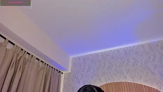 Sophiie Belle online show from October 15, 2025, 1:19 pm