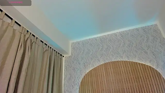 Sophiie Belle online show from October 11, 2025, 2:29 pm