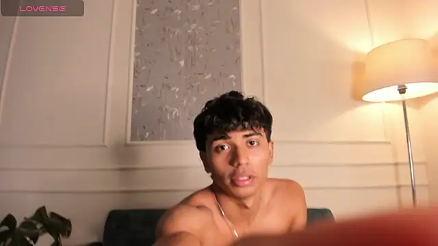 Jaycob Black1 online show from November 11, 2025, 12:33 pm