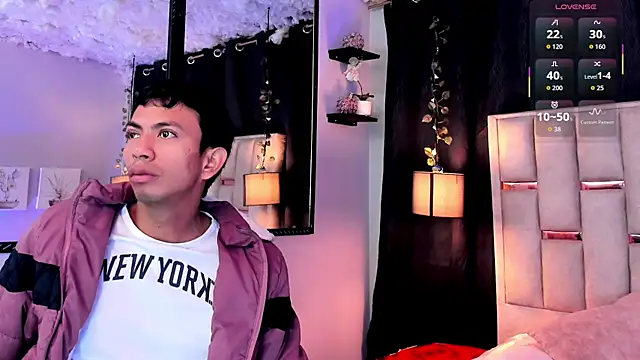 Snapshot of Marcello_Nova chatting on October 2, 2025, 11:46 am Marcello Nova online show from October 2, 2025, 11:46 am