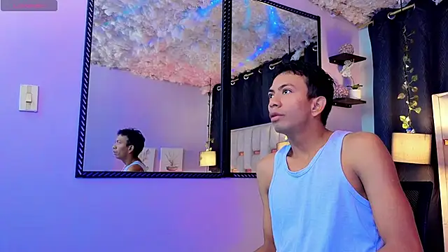 Snapshot of Marcello_Nova chatting on September 20, 2025, 12:10 pm Marcello Nova online show from September 20, 2025, 12:10 pm