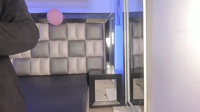 Snapshot of abbiecollins_js chatting on November 26, 2025, 3:28 am abbiecollins js online show from November 26, 2025, 3:28 am