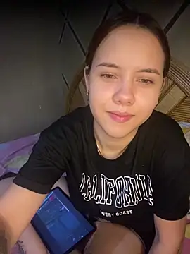 coupleyys online show from February 28, 2026, 9:14 pm