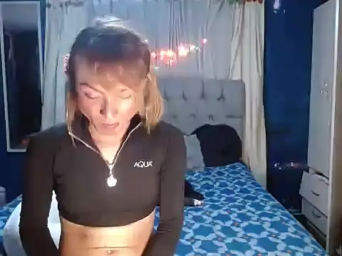 skarleth hot21 online show from October 19, 2025, 2:58 am