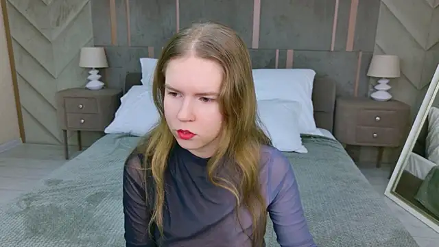 Snapshot of Alida_Brice chatting on February 11, 2026, 5:51 am Alida Brice online show from February 11, 2026, 5:51 am