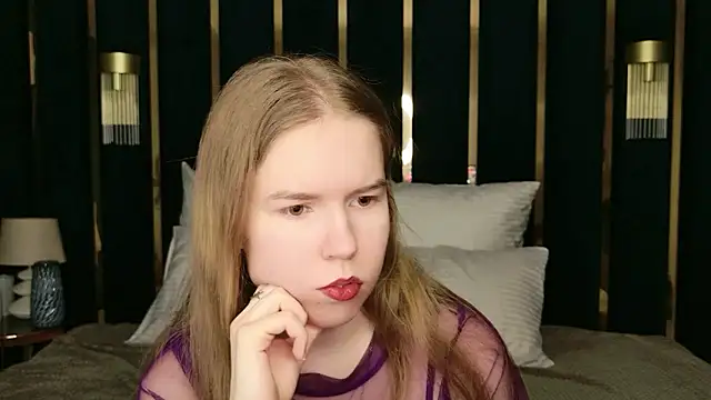 Snapshot of Alida_Brice chatting on January 16, 2026, 5:33 am Alida Brice online show from January 16, 2026, 5:33 am