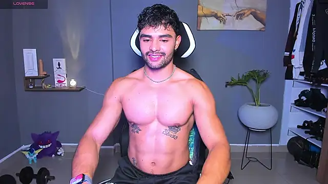 JordanRossie online show from April 18, 2026, 4:48 am