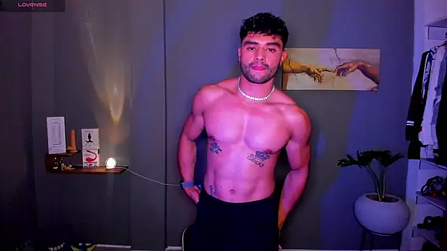 JordanRossie online show from April 14, 2026, 12:48 am