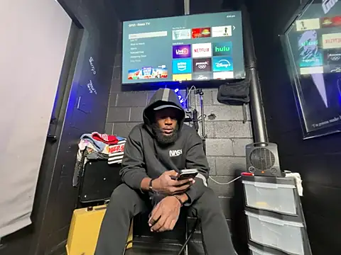 nymphoandthebeast69 online show from February 5, 2026, 11:55 pm