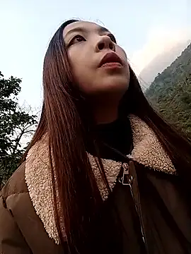 Snapshot of -Miu-98 chatting on January 13, 2026, 12:47 am -Miu-98 online show from January 13, 2026, 12:47 am