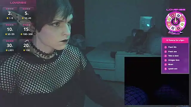 Snapshot of EnbyGamerChick chatting on September 21, 2025, 11:54 pm EnbyGamerChick online show from September 21, 2025, 11:54 pm