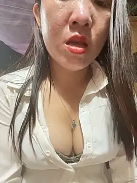 Luna-ass online show from November 8, 2025, 1:09 am