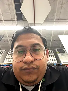 Snapshot of dannybs05 chatting on September 16, 2025, 12:33 am dannybs05 online show from September 16, 2025, 12:33 am