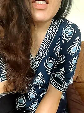 Snapshot of sassy_aly007 chatting on October 6, 2025, 6:58 am sassy aly007 online show from October 6, 2025, 6:58 am