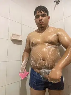 Snapshot of RangingWarranty chatting on November 25, 2025, 6:03 am RangingWarranty online show from November 25, 2025, 6:03 am