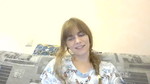 Loriven online show from June 18, 2026, 6:24 pm