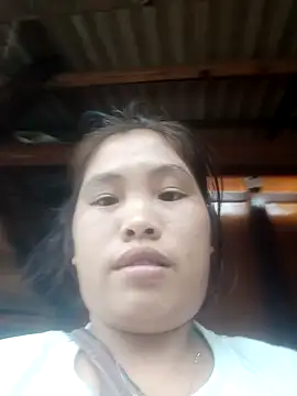 Snapshot of Luyen004 chatting on October 1, 2025, 8:08 am Luyen004 online show from October 1, 2025, 8:08 am