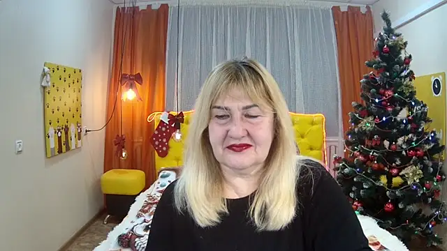 Snapshot of EmmaEllison chatting on December 19, 2025, 7:11 am EmmaEllison online show from December 19, 2025, 7:11 am
