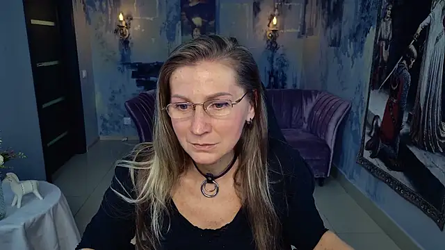 Snapshot of UmaSpace chatting on September 13, 2025, 1:55 pm UmaSpace online show from September 13, 2025, 1:55 pm