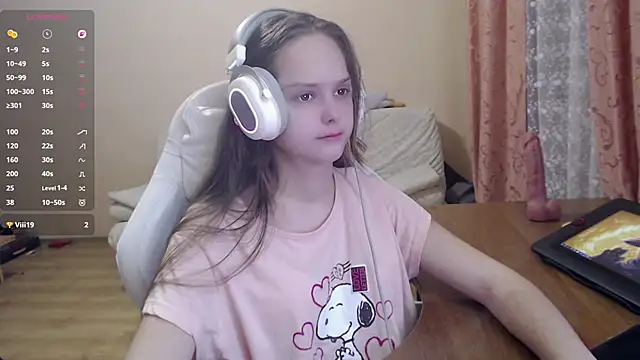 Snapshot of SharybbFace chatting on October 22, 2025, 3:44 pm SharybbFace online show from October 22, 2025, 3:44 pm