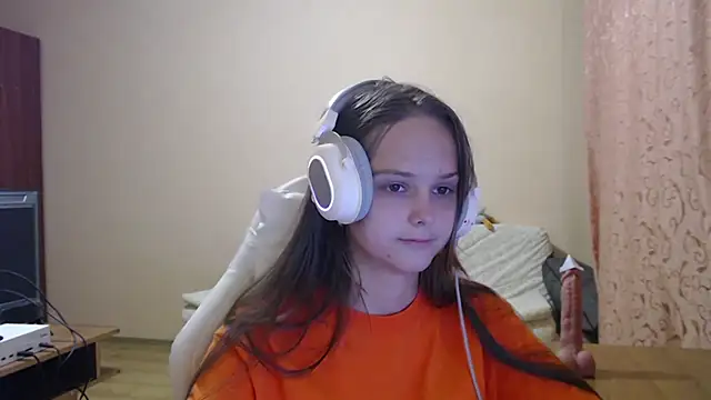 Snapshot of SharybbFace chatting on September 30, 2025, 3:51 pm SharybbFace online show from September 30, 2025, 3:51 pm