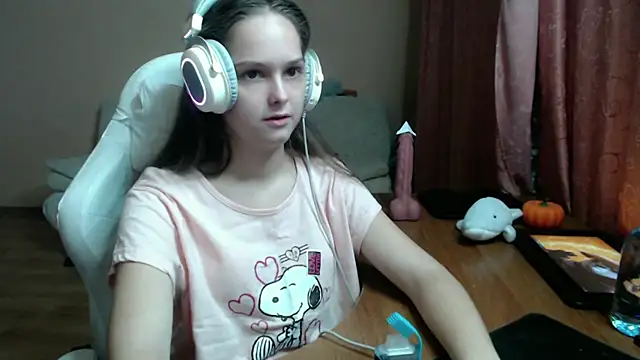 Snapshot of SharybbFace chatting on October 10, 2025, 3:13 pm SharybbFace online show from October 10, 2025, 3:13 pm