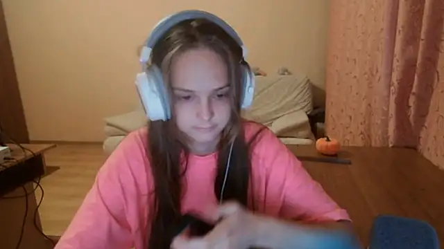 Snapshot of SharybbFace chatting on September 20, 2025, 4:12 pm SharybbFace online show from September 20, 2025, 4:12 pm