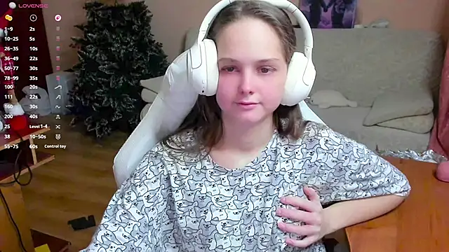 Snapshot of SharybbFace chatting on November 27, 2025, 3:12 pm SharybbFace online show from November 27, 2025, 3:12 pm