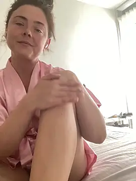 Snapshot of Mia_Winters chatting on September 27, 2025, 12:33 pm Mia Winters online show from September 27, 2025, 12:33 pm