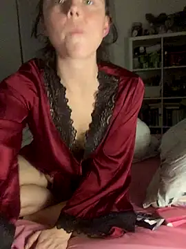 Snapshot of Mia_Winters chatting on October 29, 2025, 6:18 pm Mia Winters online show from October 29, 2025, 6:18 pm