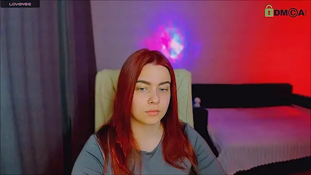 Snapshot of red__dizzy chatting on January 13, 2026, 3:27 pm red dizzy online show from January 13, 2026, 3:27 pm