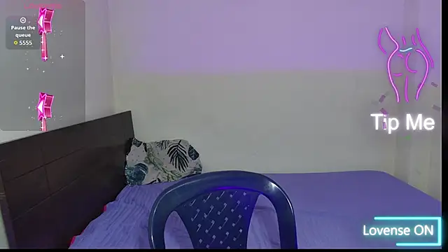 SabrinaSalazar11  online show from October 11, 2025, 2:34 am