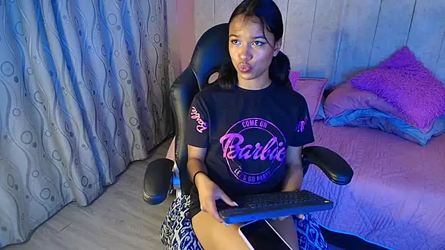 Snapshot of Dakashyten chatting on October 18, 2025, 7:43 am Dakashyten online show from October 18, 2025, 7:43 am