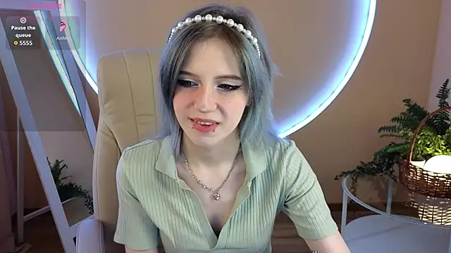 Snapshot of MorgyAsuna_ chatting on September 30, 2025, 1:39 pm MorgyAsuna online show from September 30, 2025, 1:39 pm