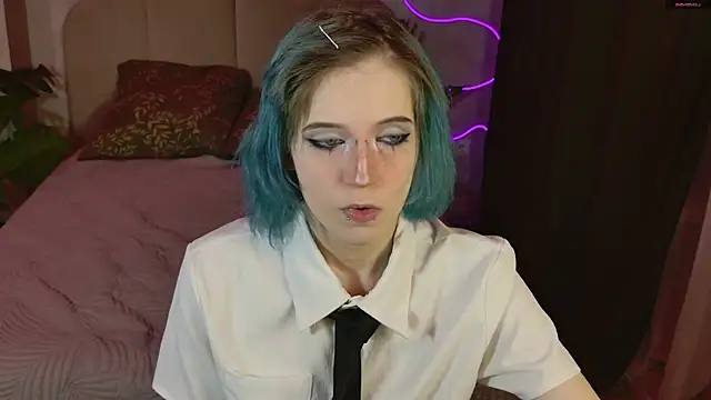 Snapshot of MorgyAsuna_ chatting on October 7, 2025, 8:32 pm MorgyAsuna online show from October 7, 2025, 8:32 pm