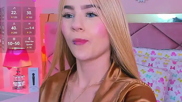 ChloeLaurentt online show from March 29, 2026, 8:21 pm