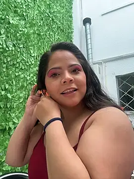 ROUSE SINCLAIR online show from December 1, 2025, 7:59 pm