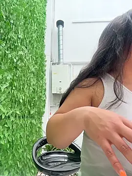 Snapshot of ROUSE_SINCLAIR chatting on December 15, 2025, 6:25 pm ROUSE SINCLAIR online show from December 15, 2025, 6:25 pm