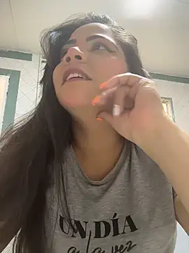 ROUSE SINCLAIR online show from October 21, 2025, 7:24 pm