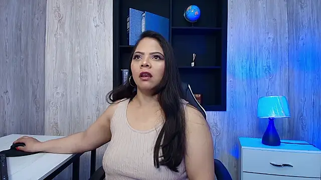 Snapshot of ROUSE_SINCLAIR chatting on February 3, 2026, 7:08 pm ROUSE SINCLAIR online show from February 3, 2026, 7:08 pm