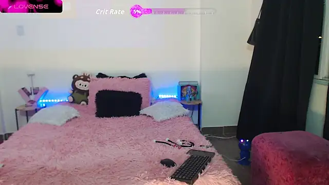 danny 1hotcute online show from March 27, 2026, 2:53 am