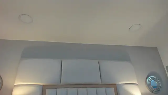 Snapshot of LaylaaDoll chatting on February 10, 2026, 7:24 pm LaylaaDoll online show from February 10, 2026, 7:24 pm