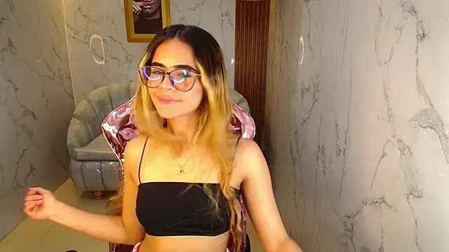 lilith4 s online show from October 23, 2025, 10:52 pm